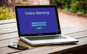 ERA DIGITALE E DESERTIFICAZIONE BANCARIA