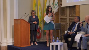 P1068477